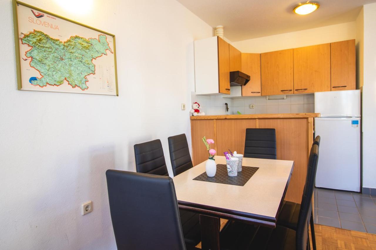 Extraordinary Apartment In Banovci Verzej Ngoại thất bức ảnh