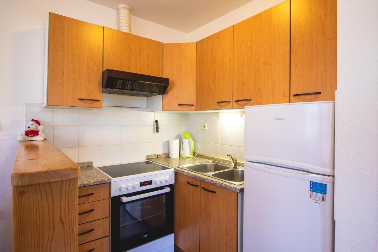 Extraordinary Apartment In Banovci Verzej Ngoại thất bức ảnh
