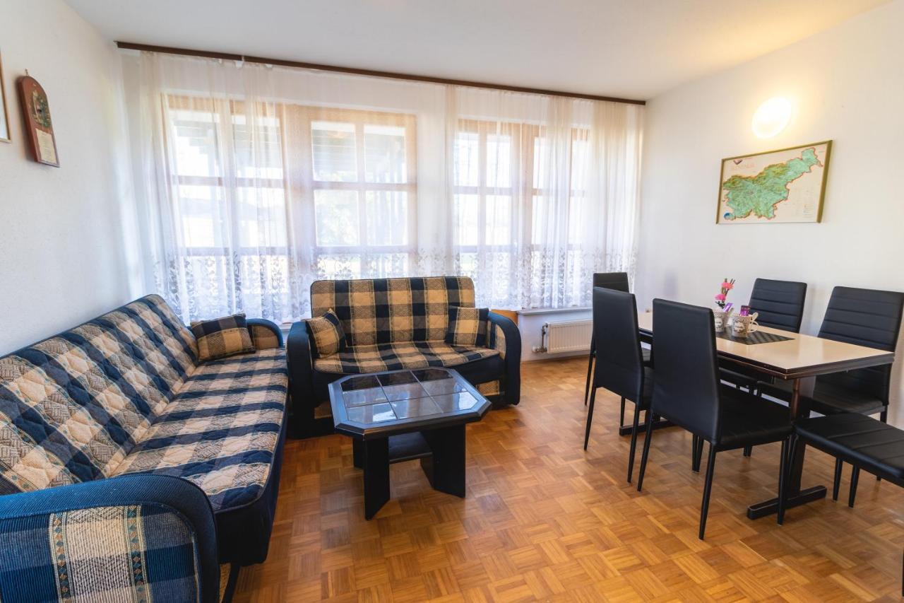 Extraordinary Apartment In Banovci Verzej Ngoại thất bức ảnh